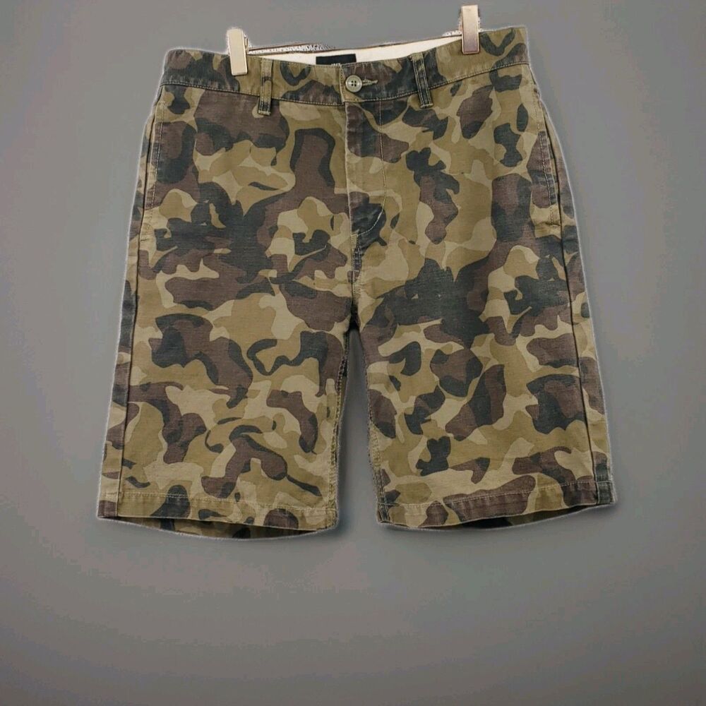 Obey Camo Lagger Patch Shorts Men's 30 Green Camoflage 8.5" Inseam Flap Pockets